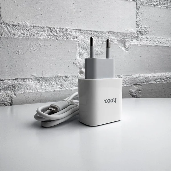 HOCO C76A Pro Majestic single port PD30W charger set (C to iP)(EU) White 6942007616317 фото