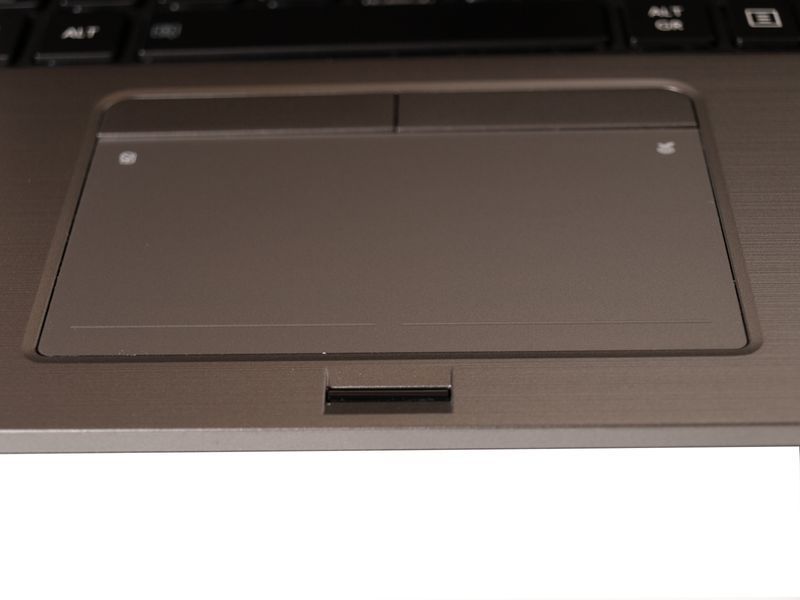 Used laptop 15.6 Toshiba Tecra Z50-C Intel&reg; Core&trade; i5-6200U \ 8 GB RAM\ 1 TB SSD\ FullHD\ IPS\ B-class